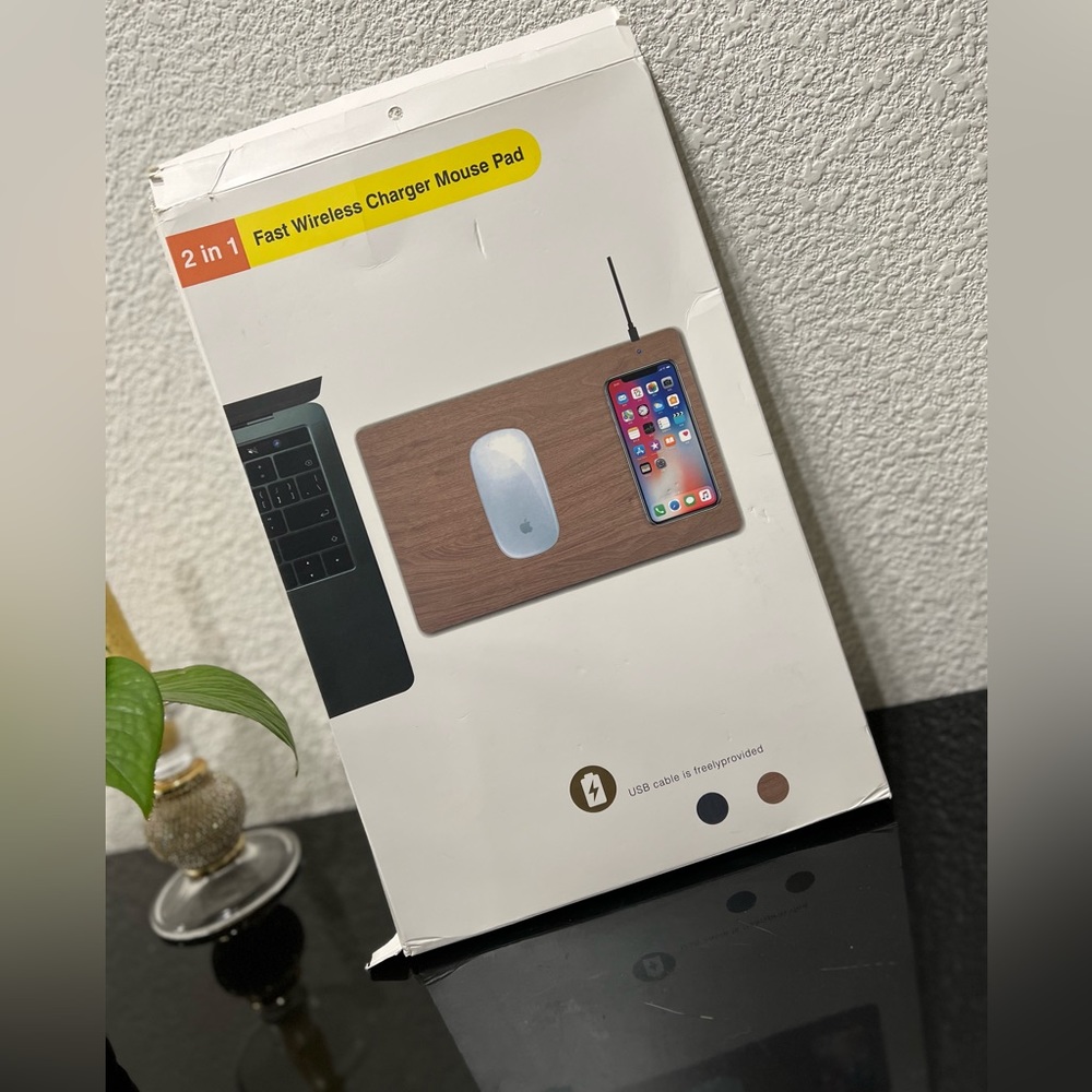 2 in 1 Fast Wireless Charger Mouse Pad